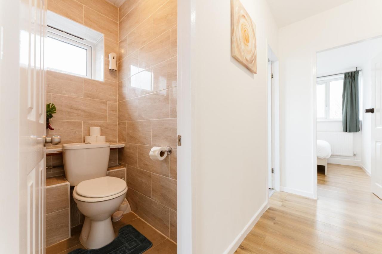 Wesferry Beds To Stay London Exterior photo