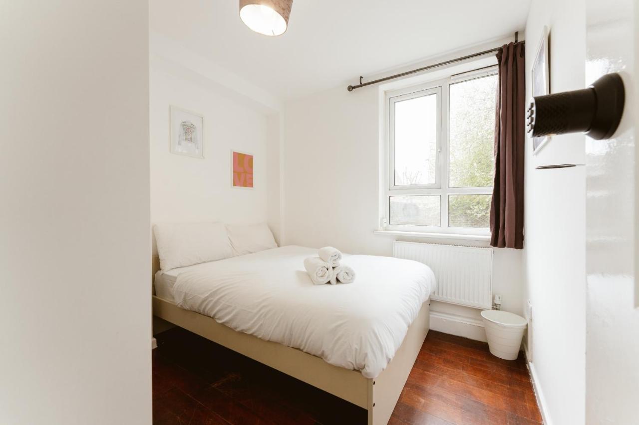 Wesferry Beds To Stay London Exterior photo